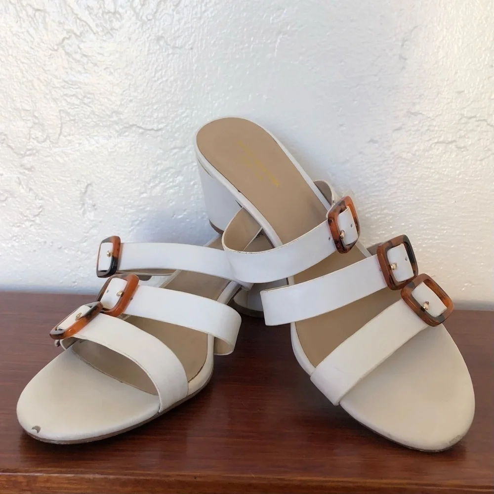 andrew Marc New York Heidi White Slip On Sandals - Picture 6 of 7